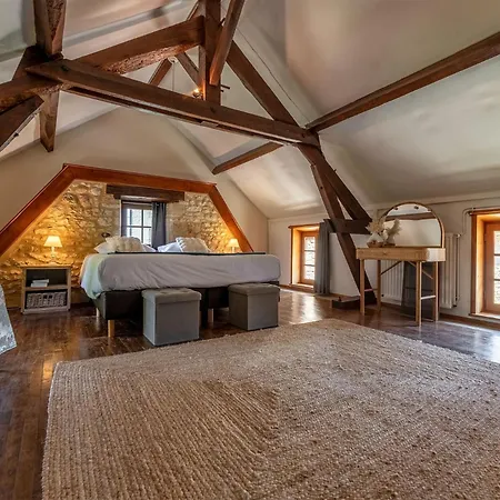 Domaine Des Grands Bois - La Maison De L'alchimiste- 3 - 7 Personnes, Piscine, Salle De Jeux, Billardet Cinema בית הארחה